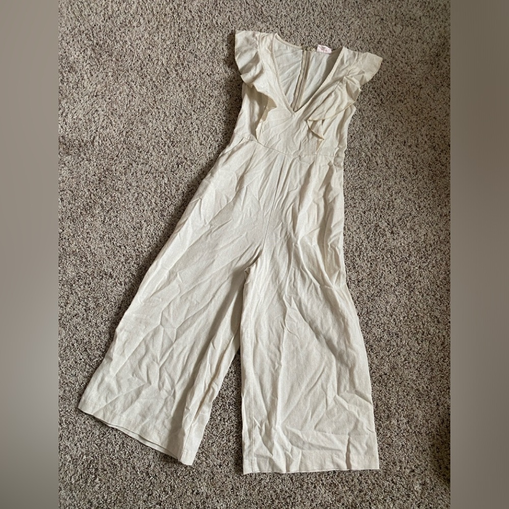 Showpo linen blend cropped jumpsuit in size 4